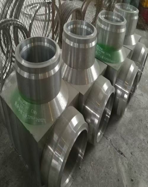 銀川各種材質(zhì)配套管件